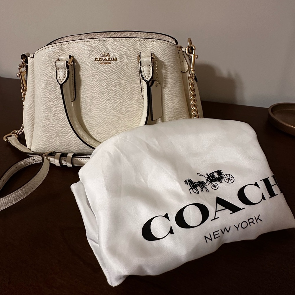 Coach Outlet Small Crossbody Chalk/White